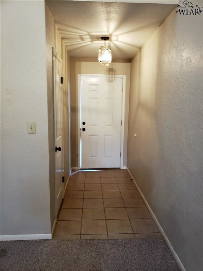 Building Photo - 5011 Sand Beach Rd