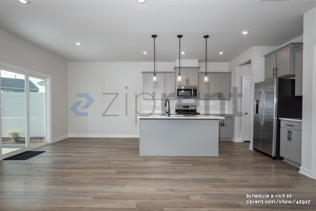 Building Photo - 1220 Tredenham Wy
