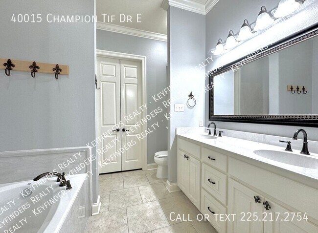 Building Photo - 40015 Champion Tif Dr E