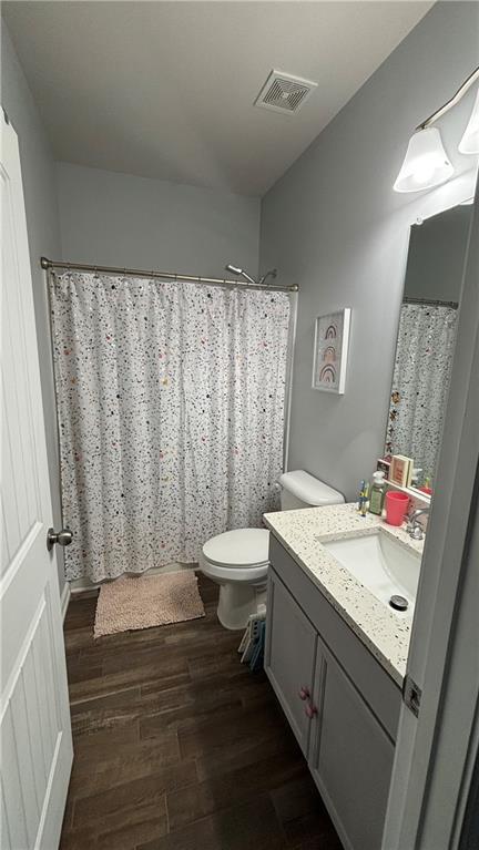 Building Photo - 39 Crescent Chase