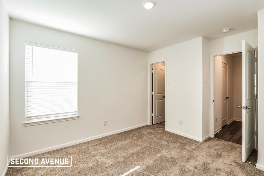 Building Photo - 10935 Juliette Pass