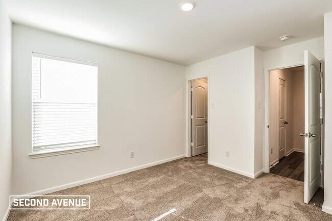 Building Photo - 10911 Juliette Pass