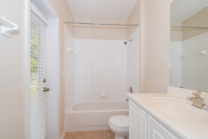 Building Photo - 2714 Spoonbill Trail