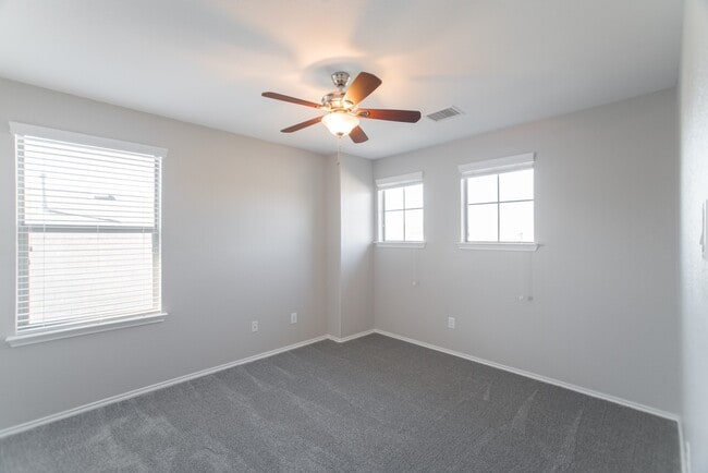 Building Photo - 7247 Basque Country Dr