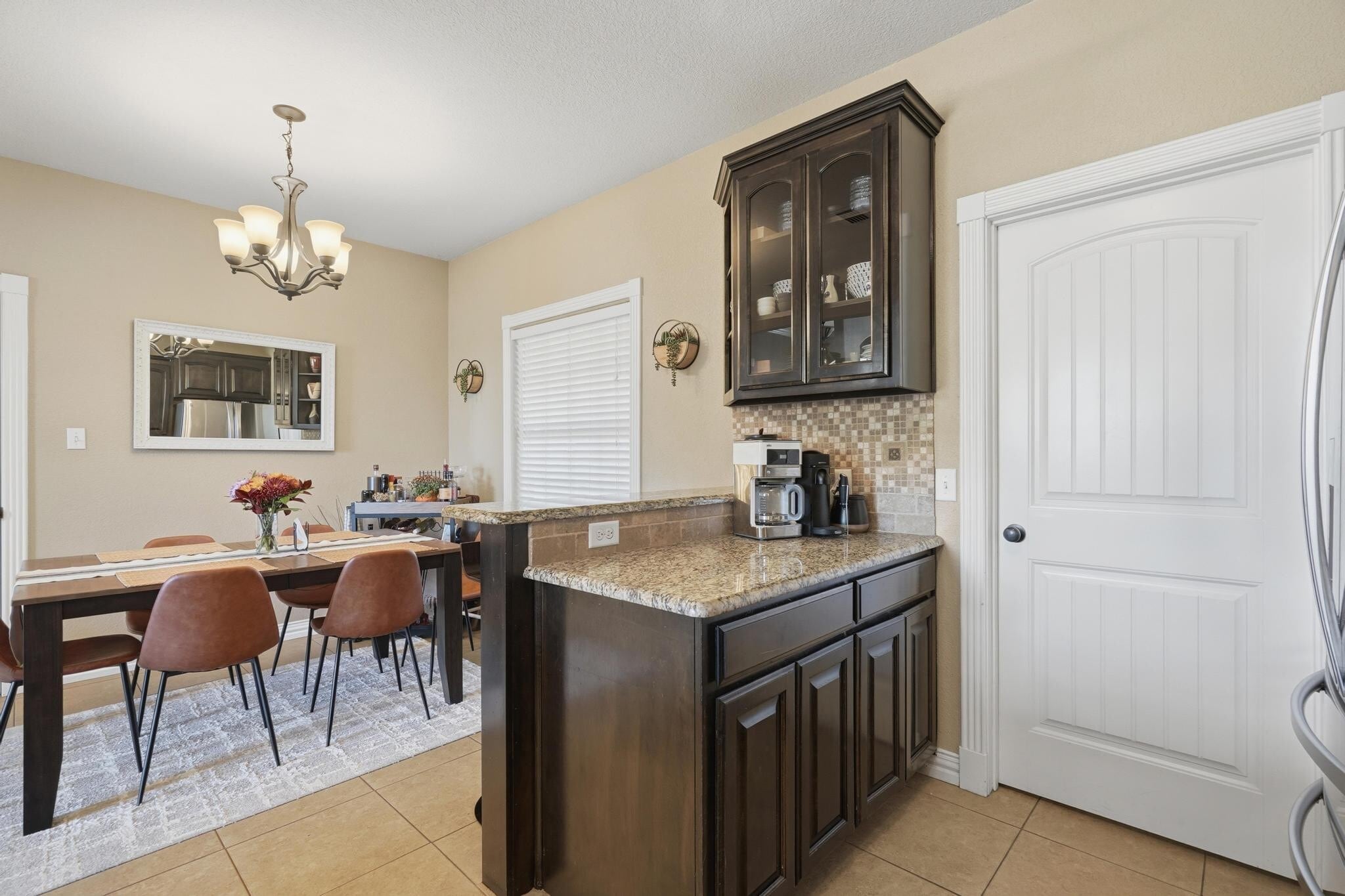 Building Photo - 282 Lollipop Trl