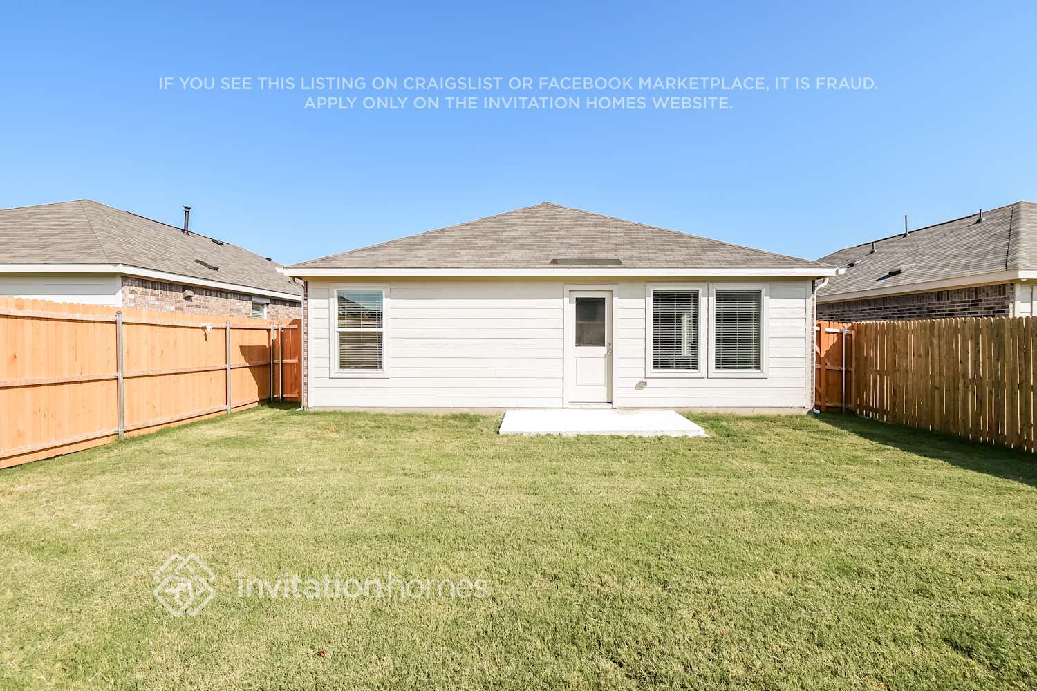Building Photo - 1407 Merlin Blf St