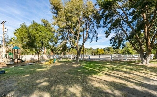 Building Photo - 7258 Loma Alta Cir
