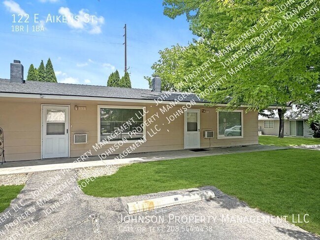 Primary Photo - Downtown Eagle 1 Bedroom Apartment with Co...