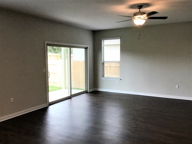 Building Photo - 5904 Gerard Dr