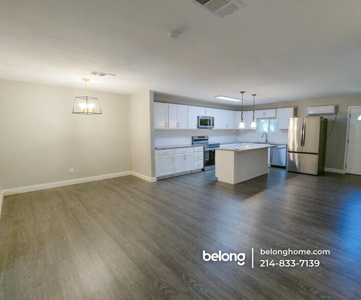 Building Photo - 1222 Peachtree Rd