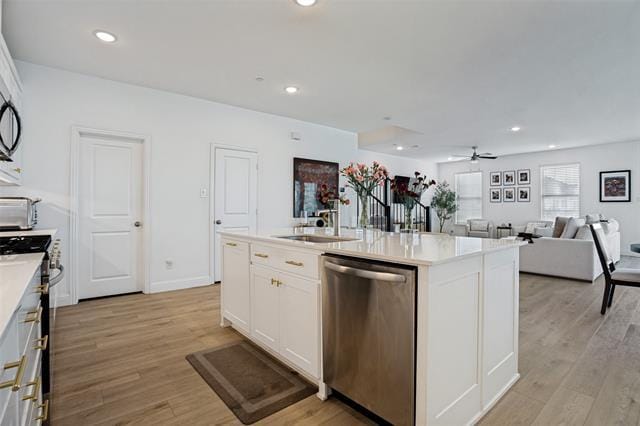 Building Photo - 8875 Stablehand Mews