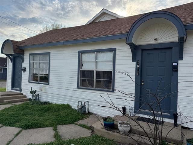 Building Photo - 1613 Park St