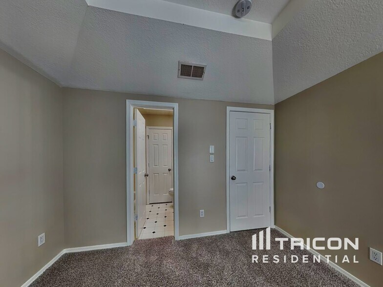 Building Photo - 8427 Rio Verde Pl NW