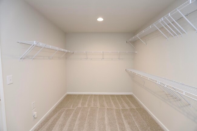 Building Photo - 1960 Barnhart Dr