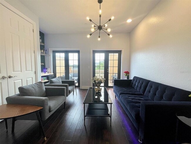 Building Photo - 2218 Soho Bay Ct