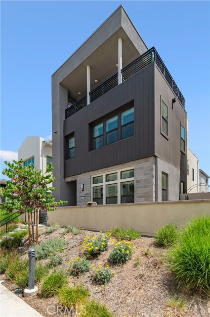 Building Photo - 146 Yugen