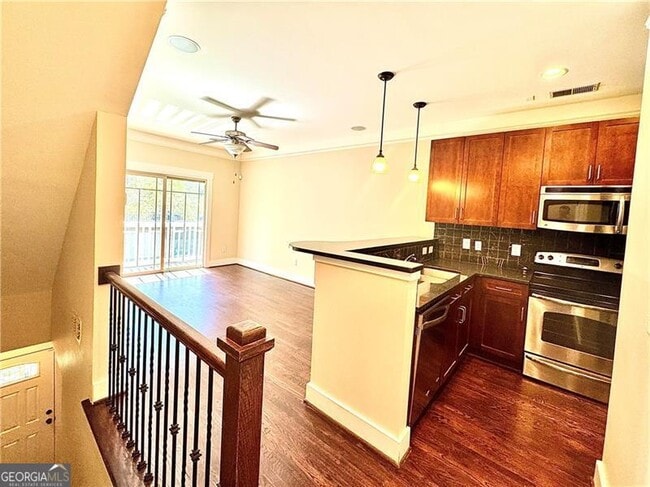 Building Photo - 216 Semel Cir NW