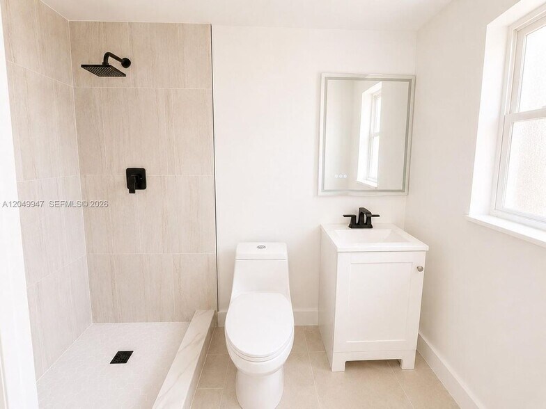 Building Photo - 2649 Key Largo Ln