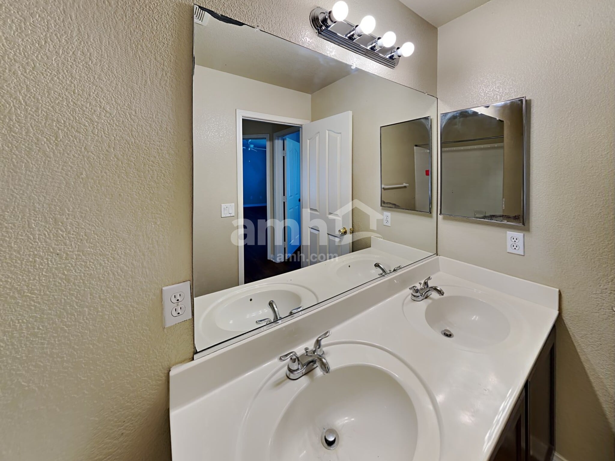 Building Photo - 8221 Woodland Prairie Ave