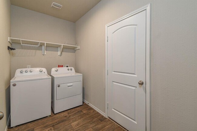 Building Photo - 22819 Zephyr Vly Trl