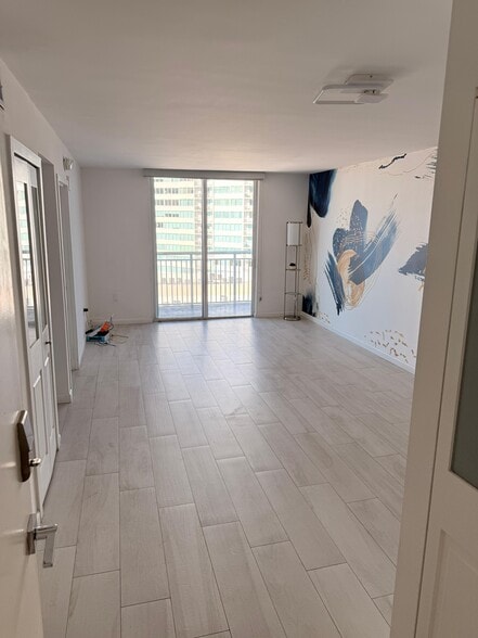 Building Photo - 6969 Collins Ave