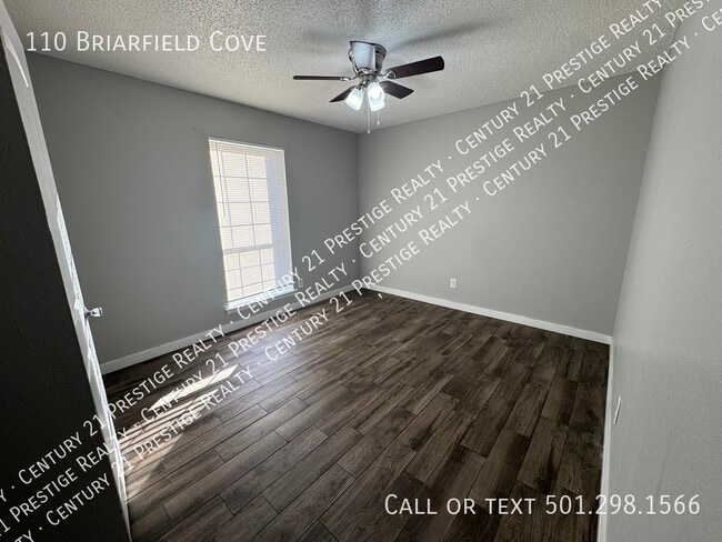 Building Photo - 110 Briarfield Cove