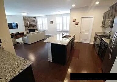 Building Photo - 1168 Amelia Park Dr