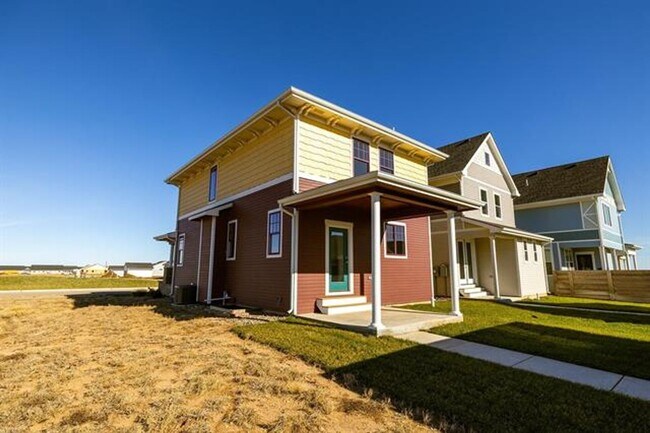 Building Photo - Brand new 3BR /2.5BA Home - Available now!