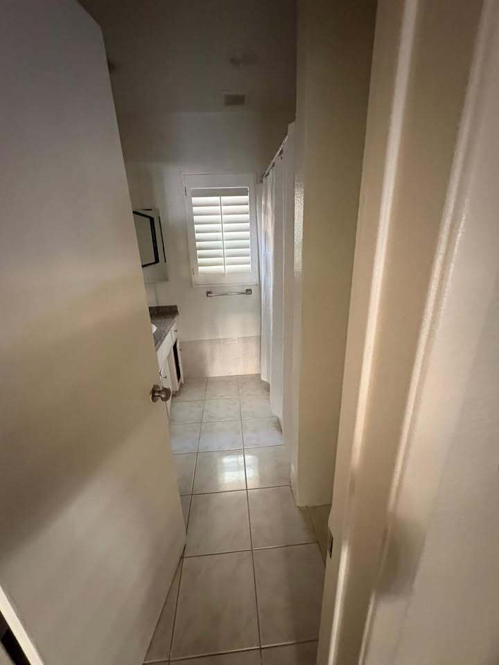 Building Photo - 3768 Redondo Beach Blvd