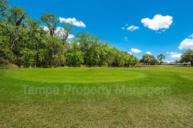 Building Photo - 201 Country Ln