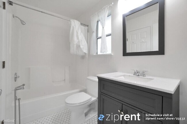 Building Photo - 3 br, 2.5 bath House - 9404 Fox Den Court,...