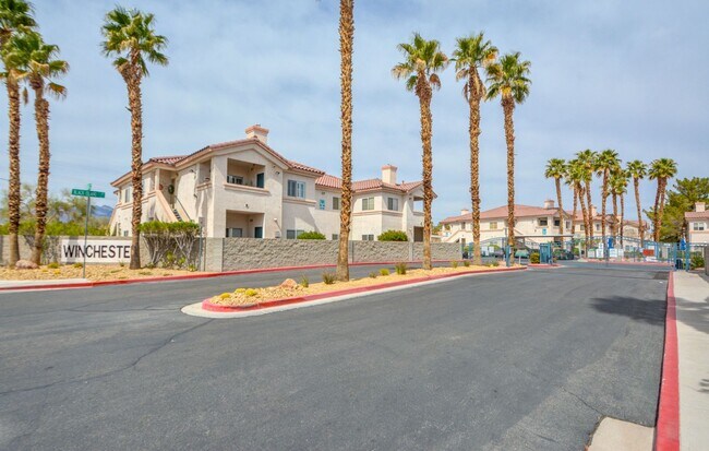 Building Photo - UPGRADED 2 BEDROOM CONDO!