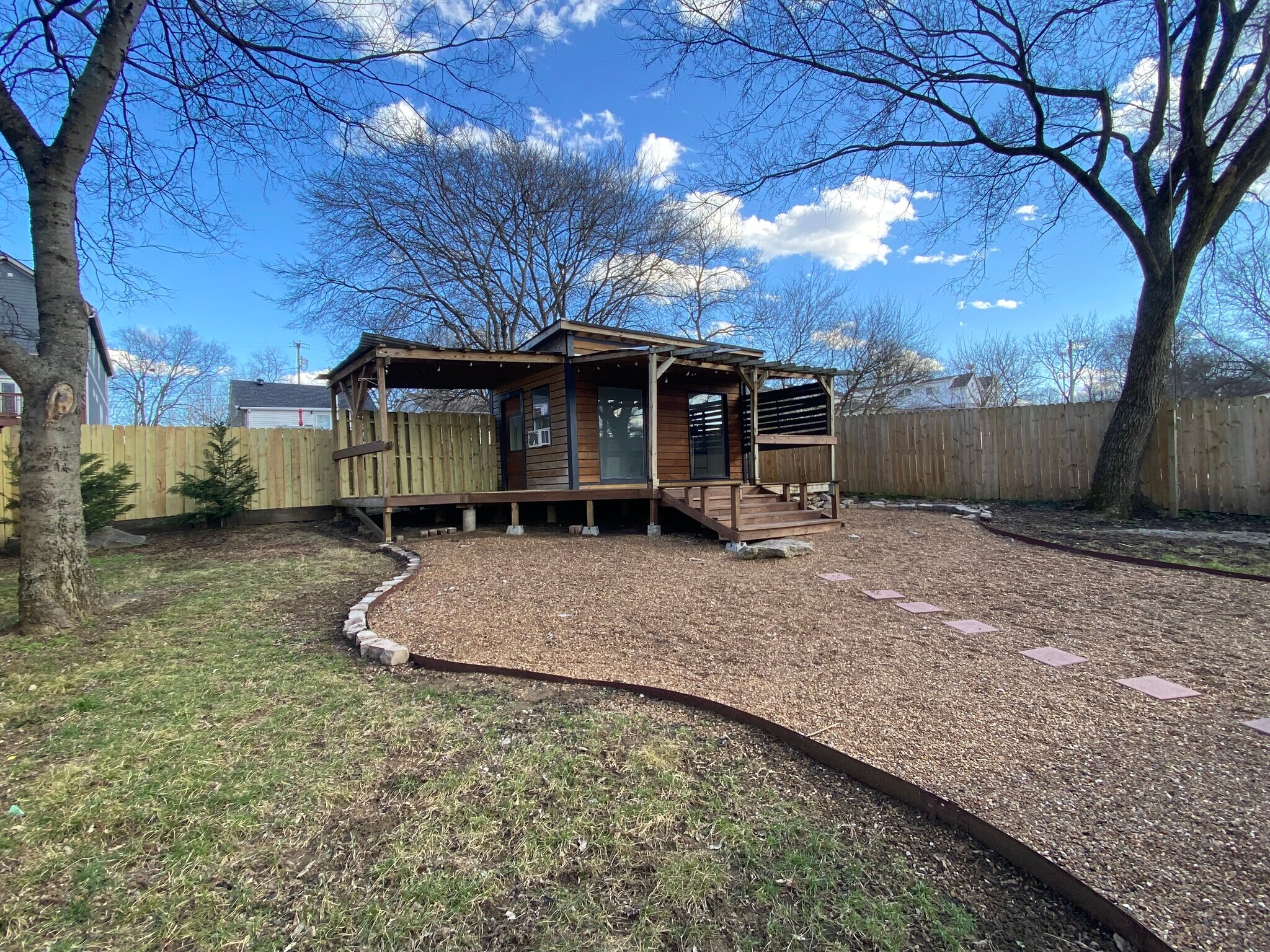 Building Photo - 2629 Pennington Ave