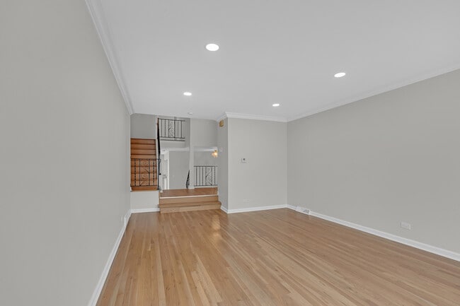 Building Photo - 1132 Brighton Pl