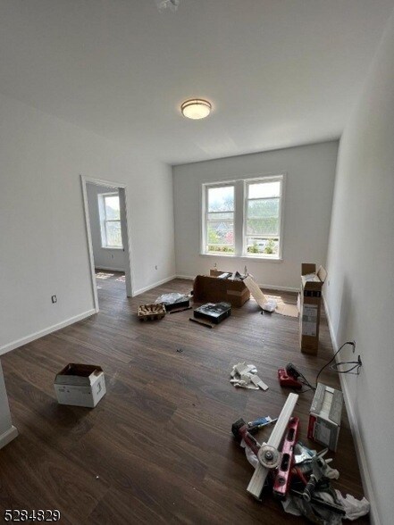 Building Photo - 412-416 Bloomfield Avenue Unit 21