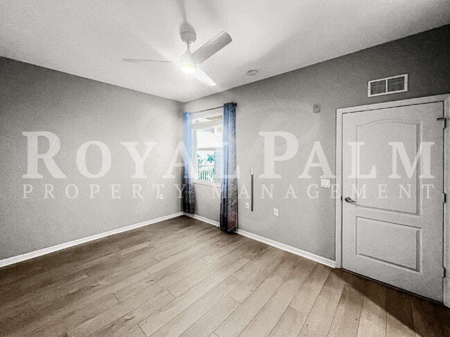 Building Photo - Swipe Right on This Estero 2-Bedroom Condo — Elevator Access + $500 Off If You Apply Before FEB 28!