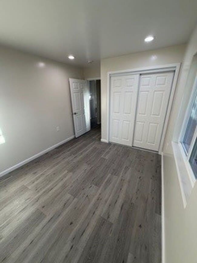 Building Photo - 267 Camp Ln