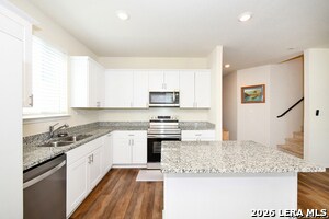 Building Photo - 809 Beacon Hts