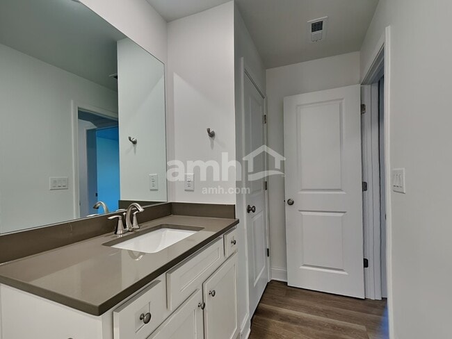 Building Photo - 758 Alcovy Ml Pk