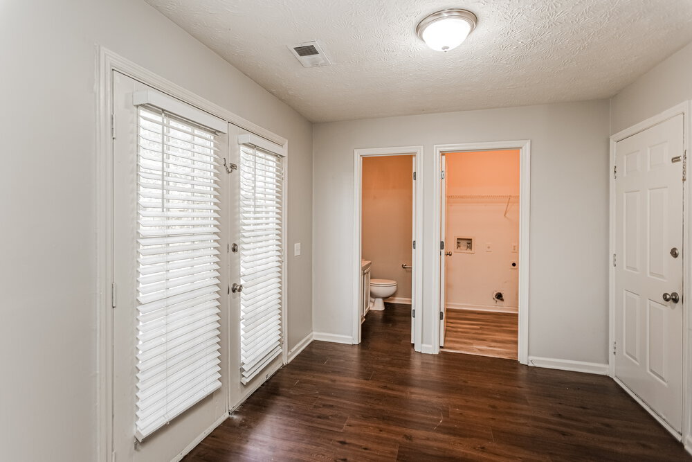 Building Photo - 1902 Shadbark Ct