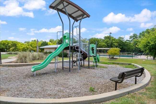 Building Photo - 8205 Cottage Rose Dr