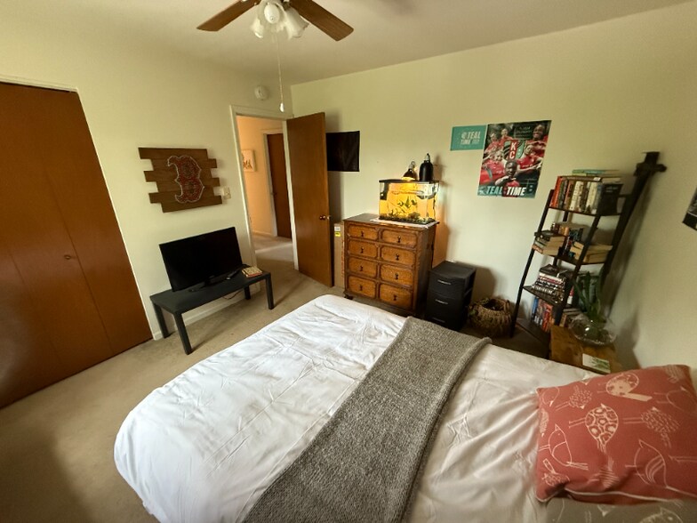 Building Photo - 104 Clinkscales Rd