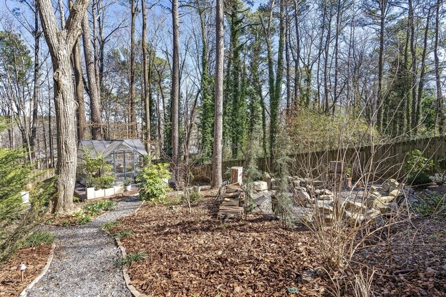 Building Photo - 3102 Alston Dr