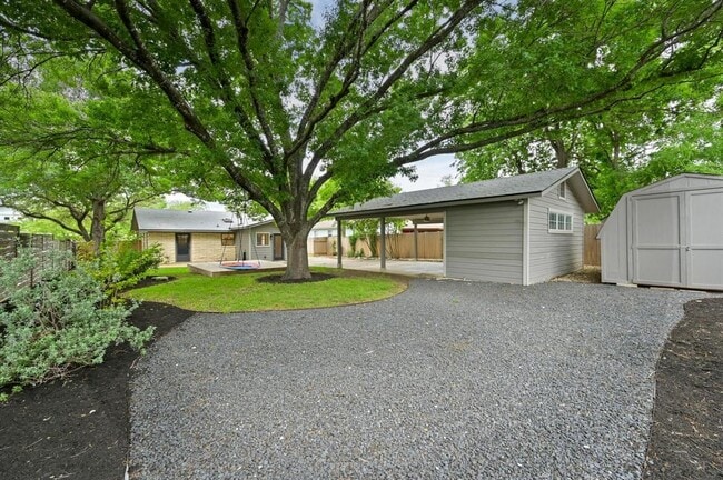 Building Photo - 7313 Grover Ave