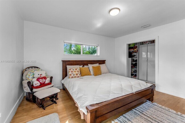 Building Photo - 149 Fern Way