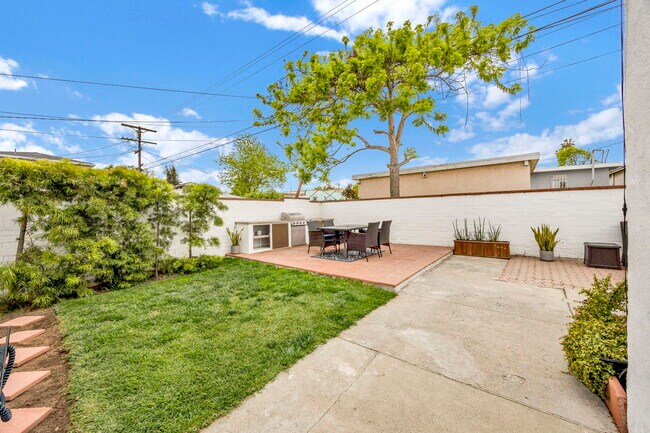 Building Photo - 6707 4th Ave