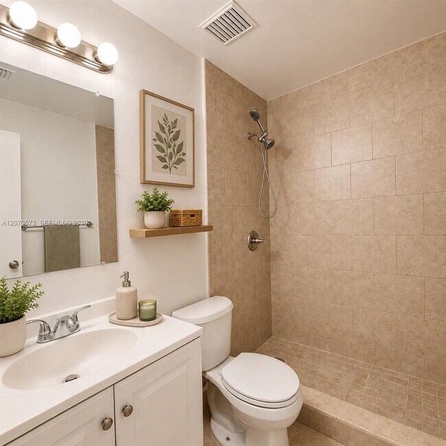 Building Photo - 6235 SW Kendale Lakes Cir