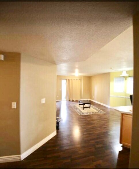 Living room - 1367 S 1150 W