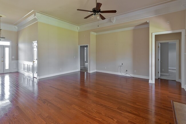 Building Photo - Home for rent in Deatsville