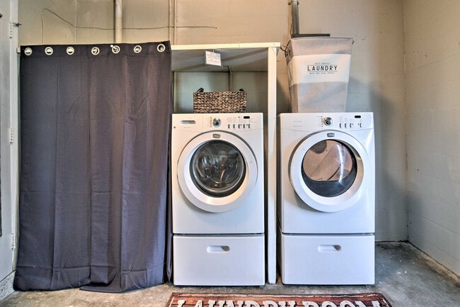 Building Photo - 11548 62nd Ave N